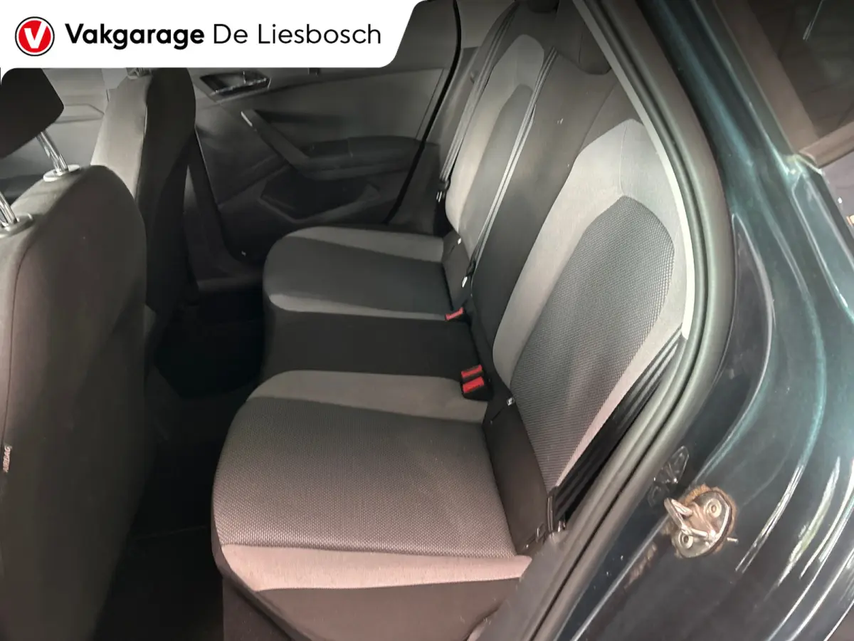 1.0 TSI Style Business Intense navigatie camera pdc Allseason banden