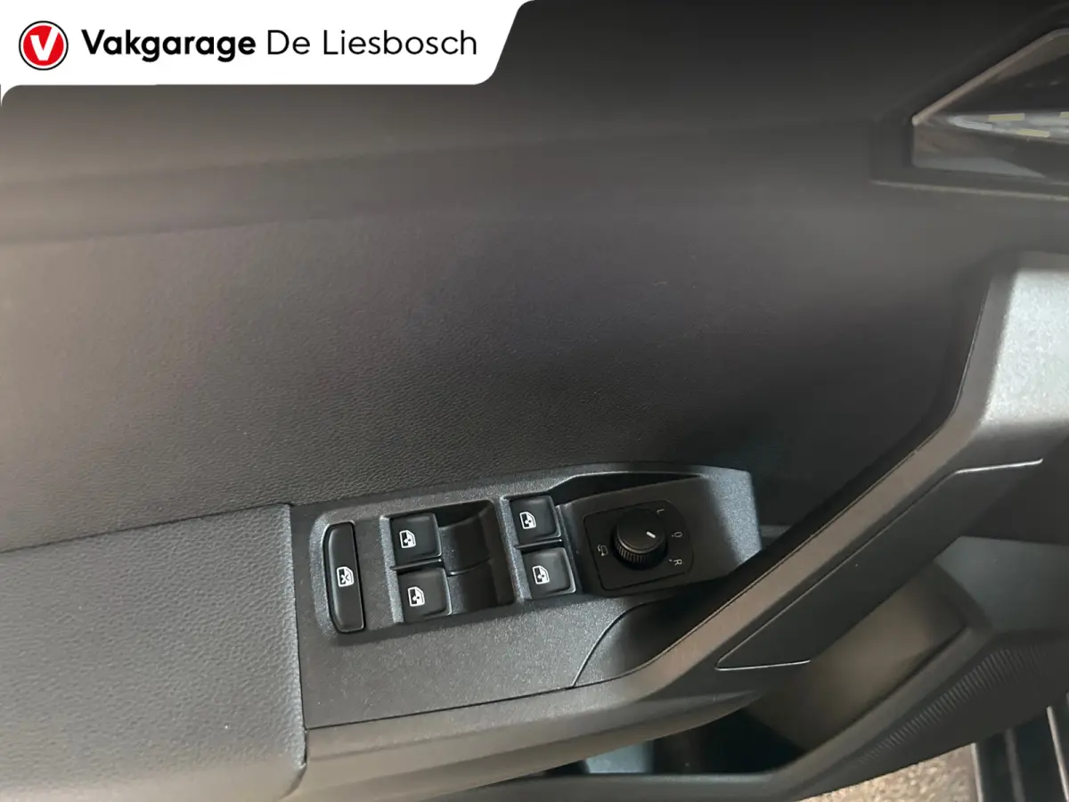 1.0 TSI Style Business Intense navigatie camera pdc Allseason banden