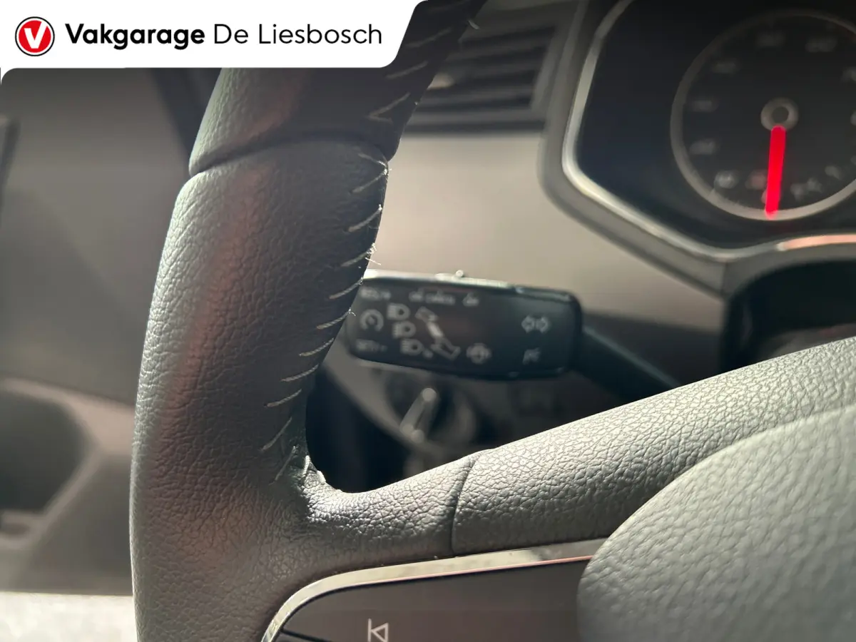 1.0 TSI Style Business Intense navigatie camera pdc Allseason banden