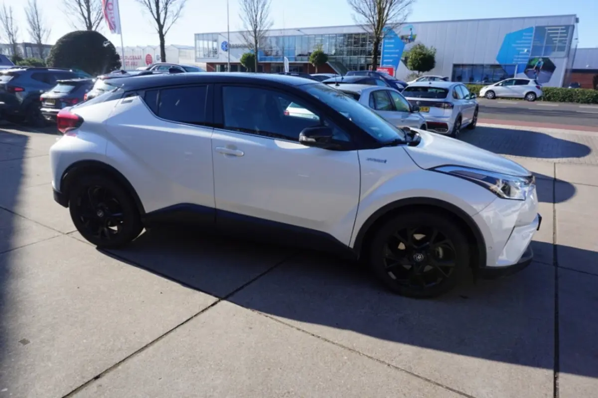 1.8 Hybrid First Edition