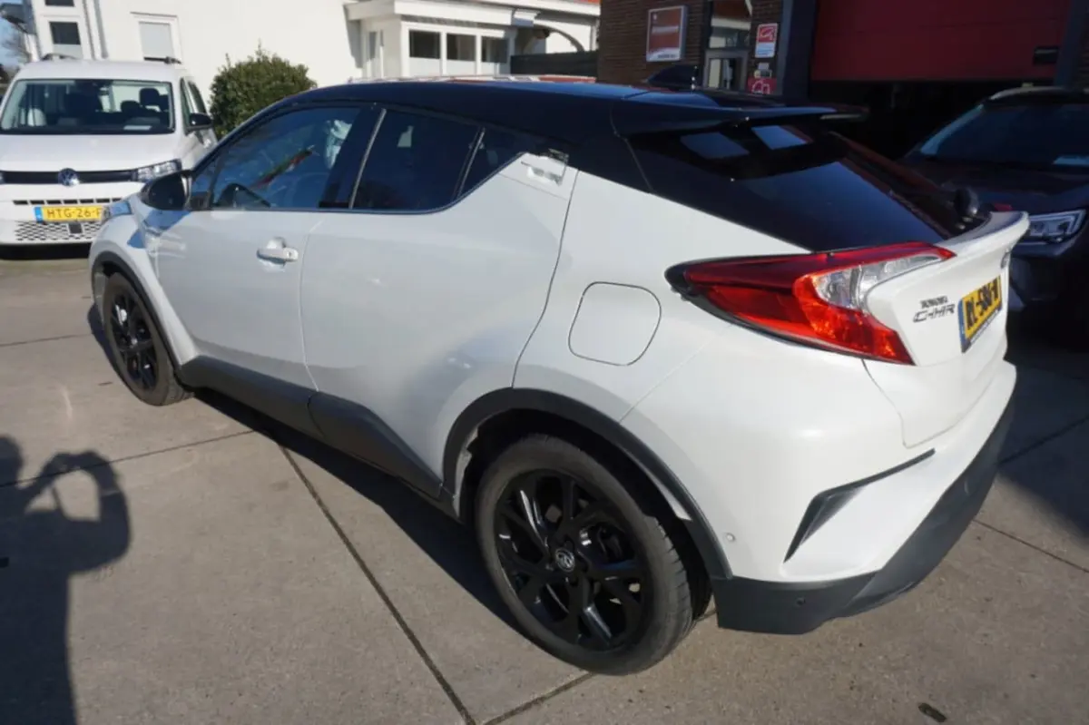 1.8 Hybrid First Edition