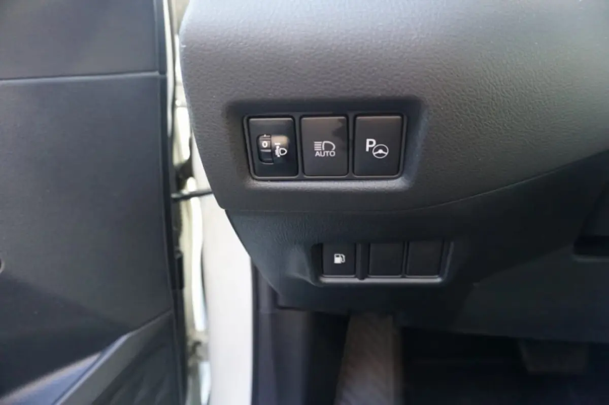 1.8 Hybrid First Edition