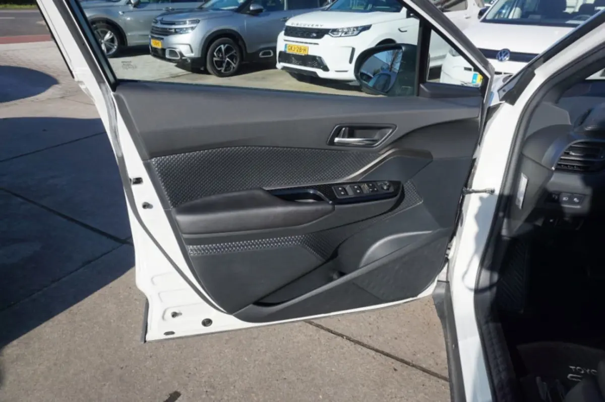 1.8 Hybrid First Edition