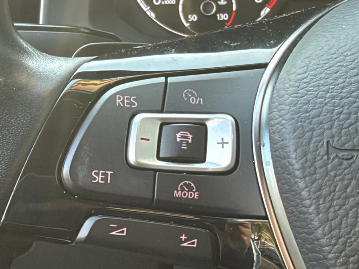 1.5 TSI Highline Automaat,Led,Key less,Navi,Cruise,Navi,Camera,Climat,28211 KM Aantoonbaar