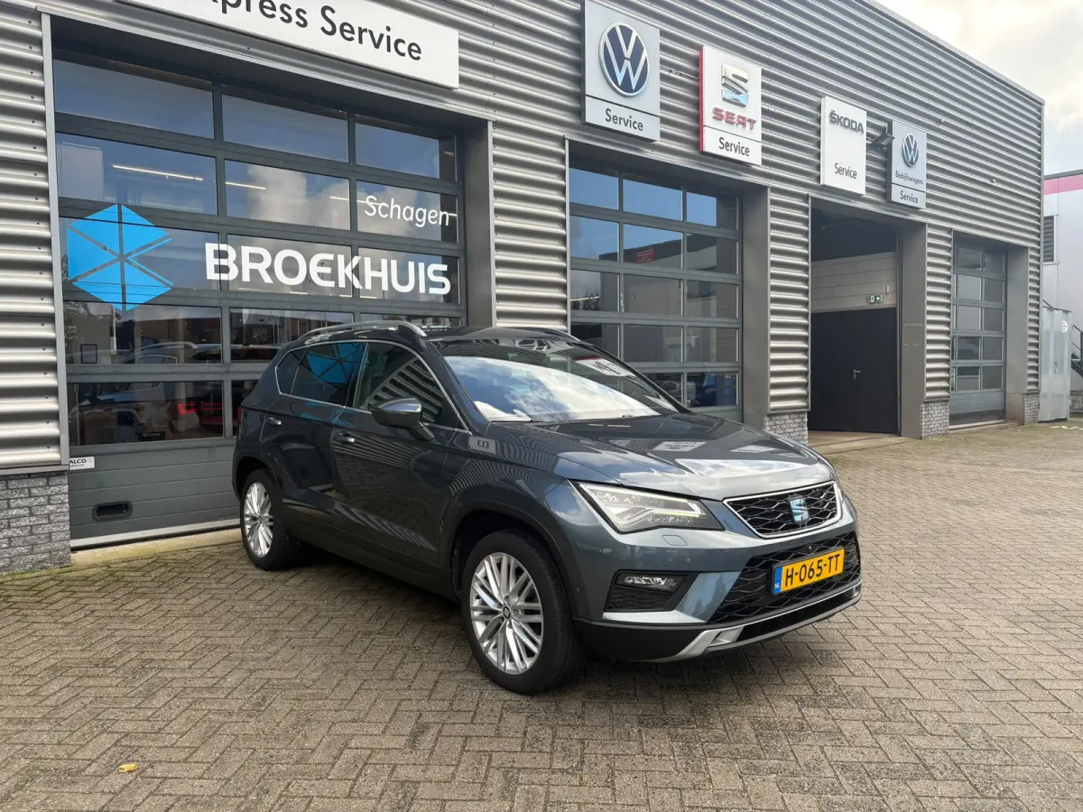 1.5 TSI 150 pk Xcellence Business Intense 7-DSG | Wegklapbare trekhaak | Apple Carplay | Cruise control adaptief |