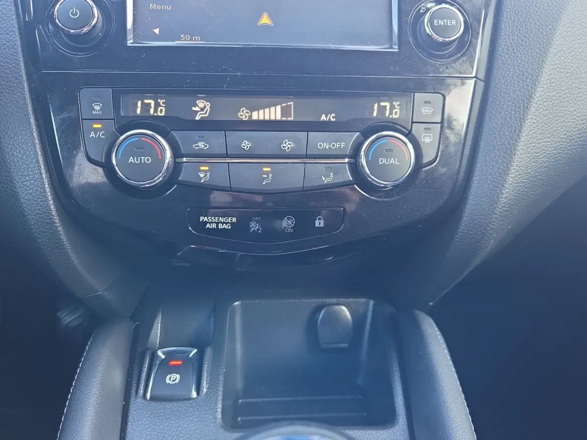 1.6 Tekna / Trekhaak / 1500KG Trekgewicht Panoramadak / Cruise control / Achteruitrijcamera / stoelverwarming voor