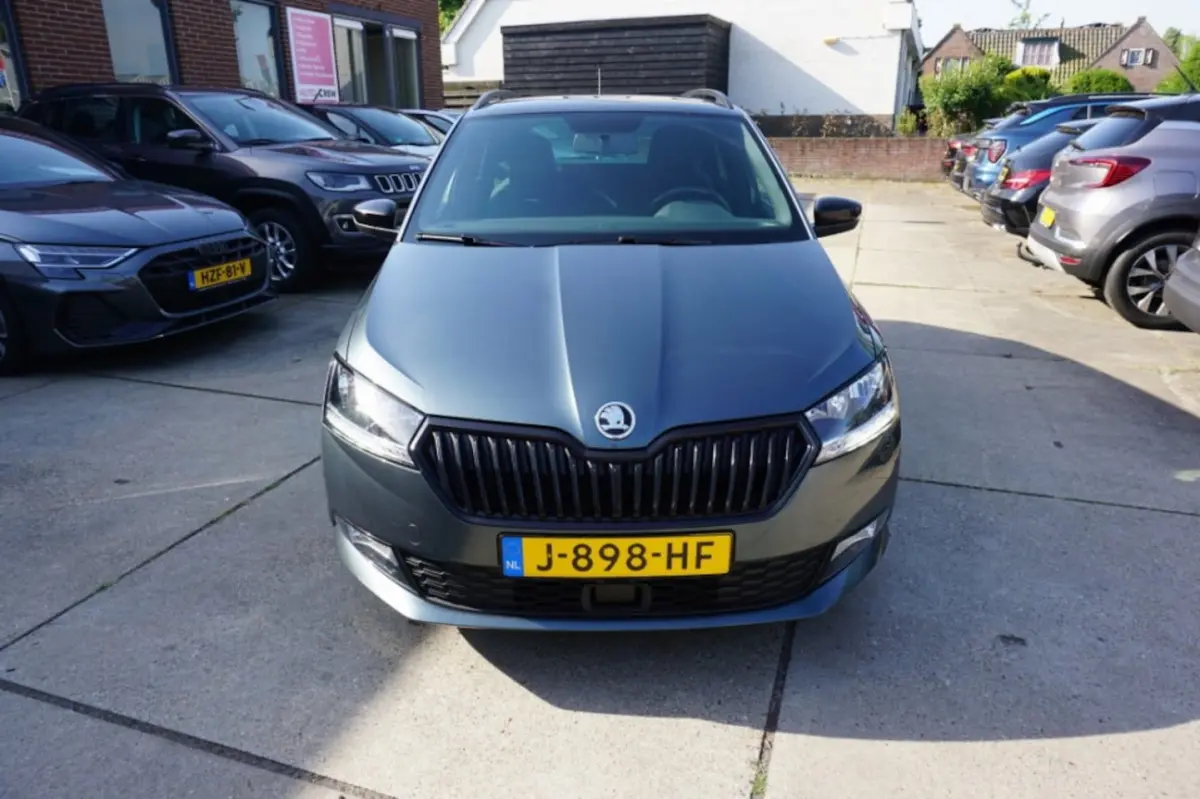 1.0 TSI Sport Business
