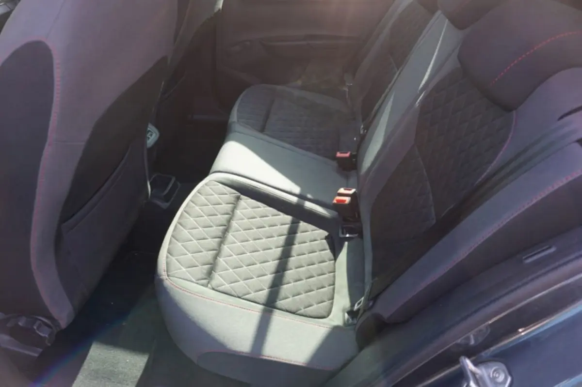 1.0 TSI Sport Business