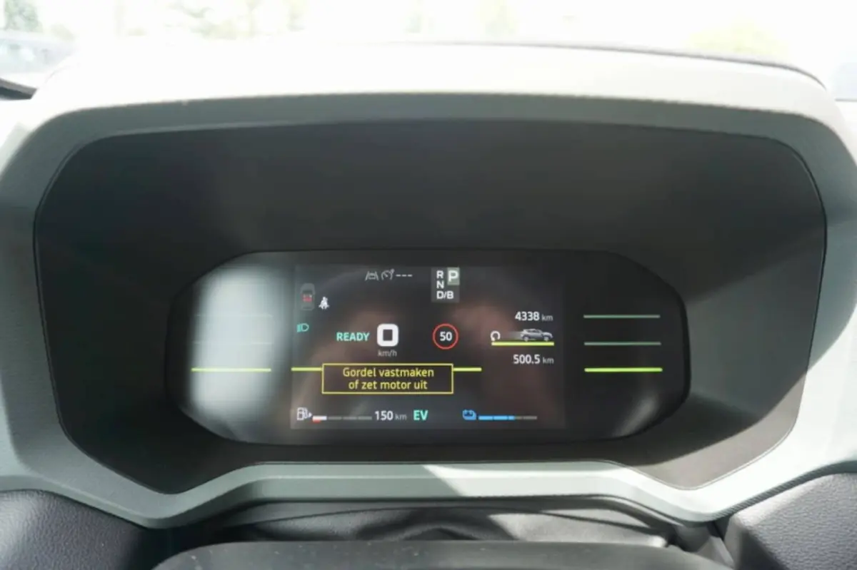 1.6 Hybrid 140 Journey