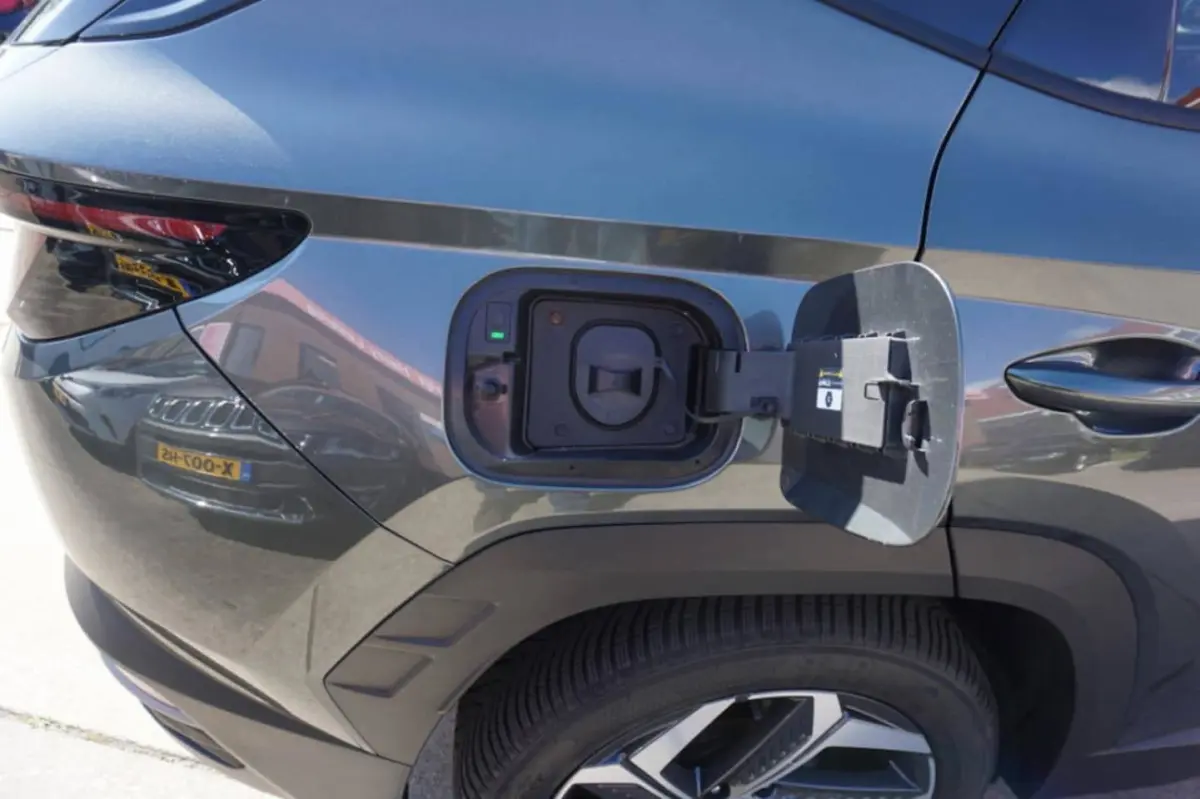 1.6 T-GDI PHEV Comfort 4WD