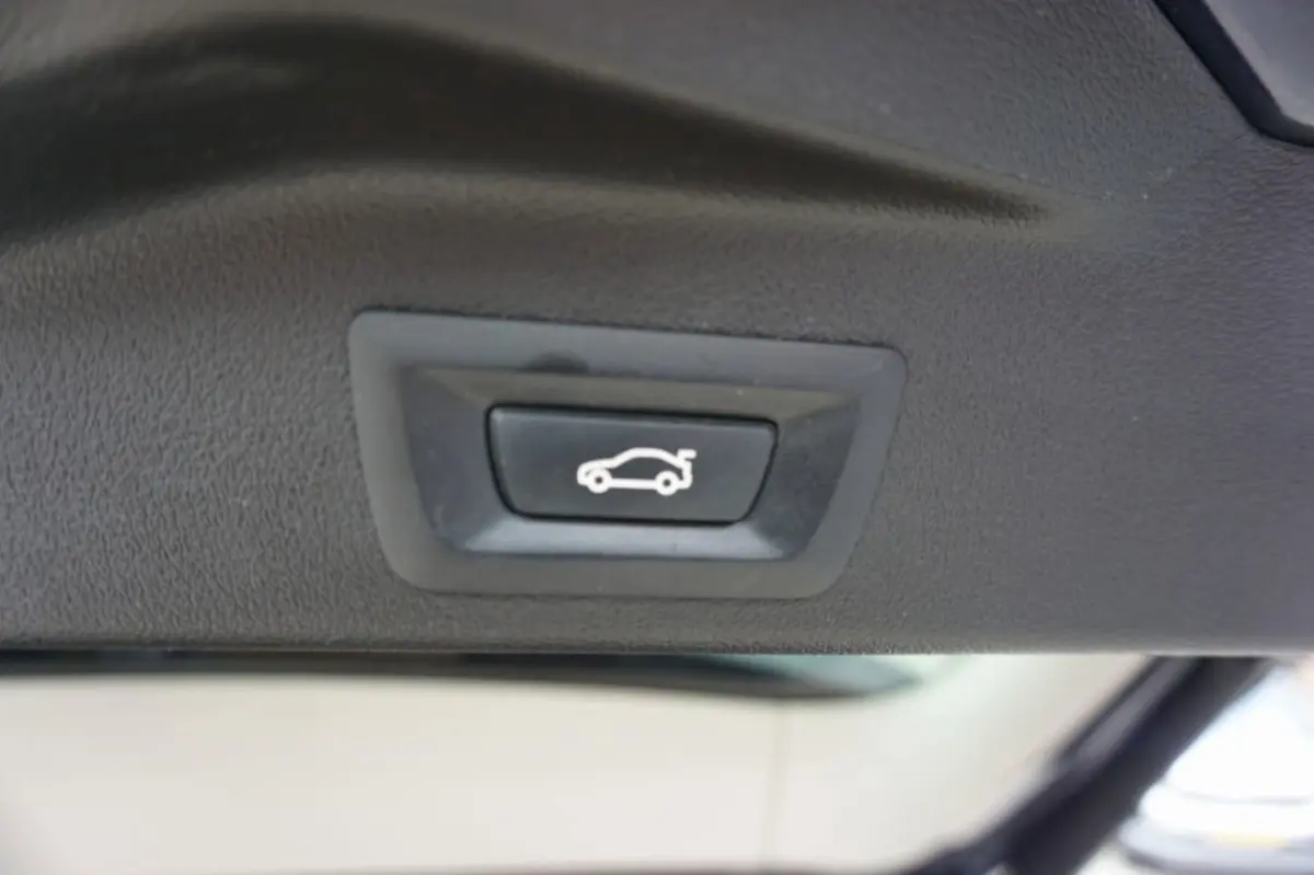 XDrive45e High Executive