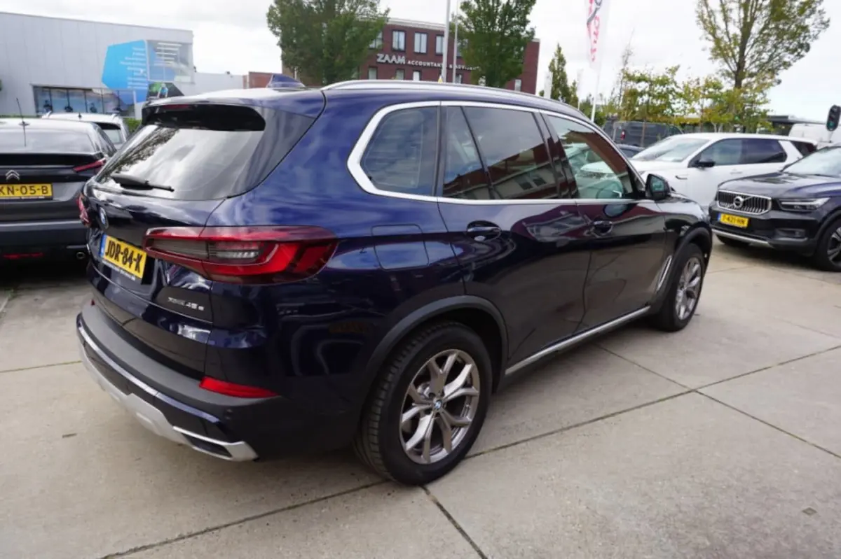 XDrive45e High Executive