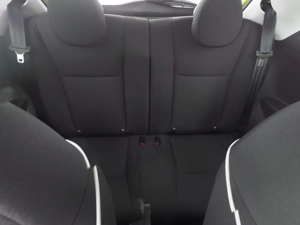 Urban Plus 24 kWh | CAMERA | CARPLAY | Stoelverwarming | PDC | NAVI | SOH: 92,2% | !