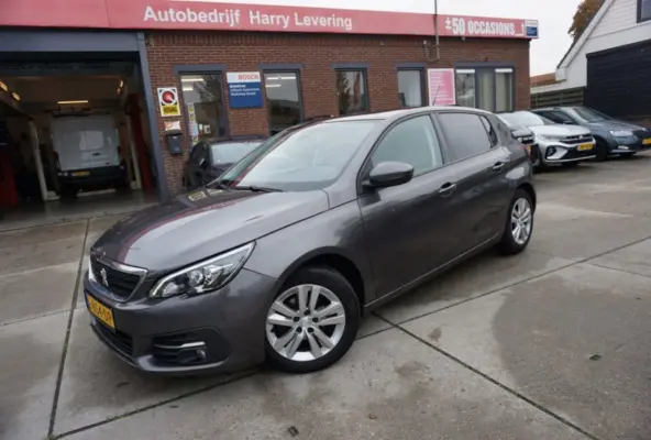 1.2 PureTech Blue Lease Executive Avantage