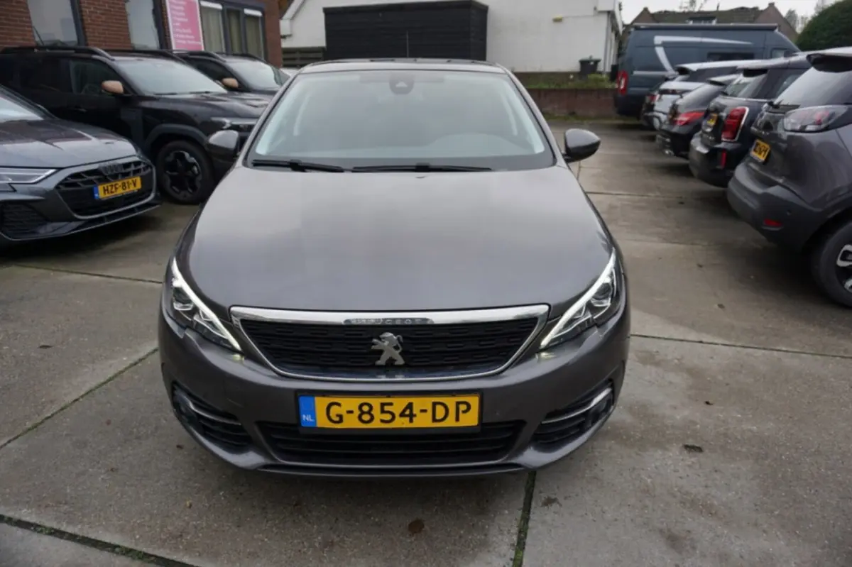 1.2 PureTech Blue Lease Executive Avantage