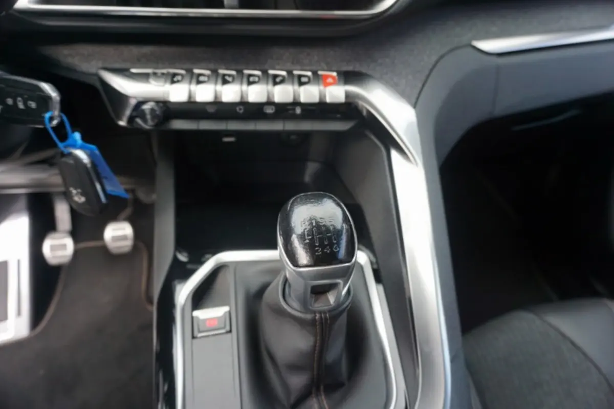 1.2 PureTech GT Line