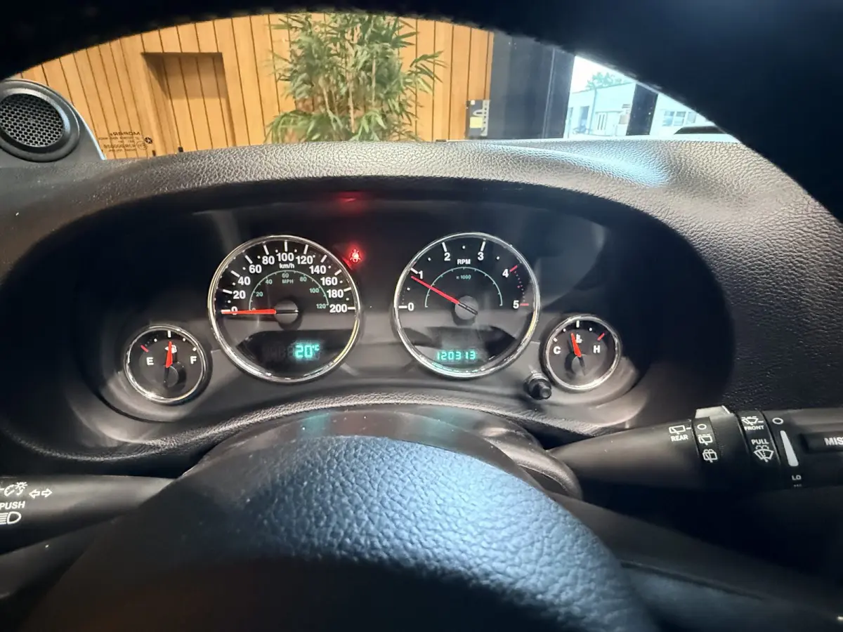| Cabriolet | Trekhaak | Camera | Airco | 17 inch Youngtimer
