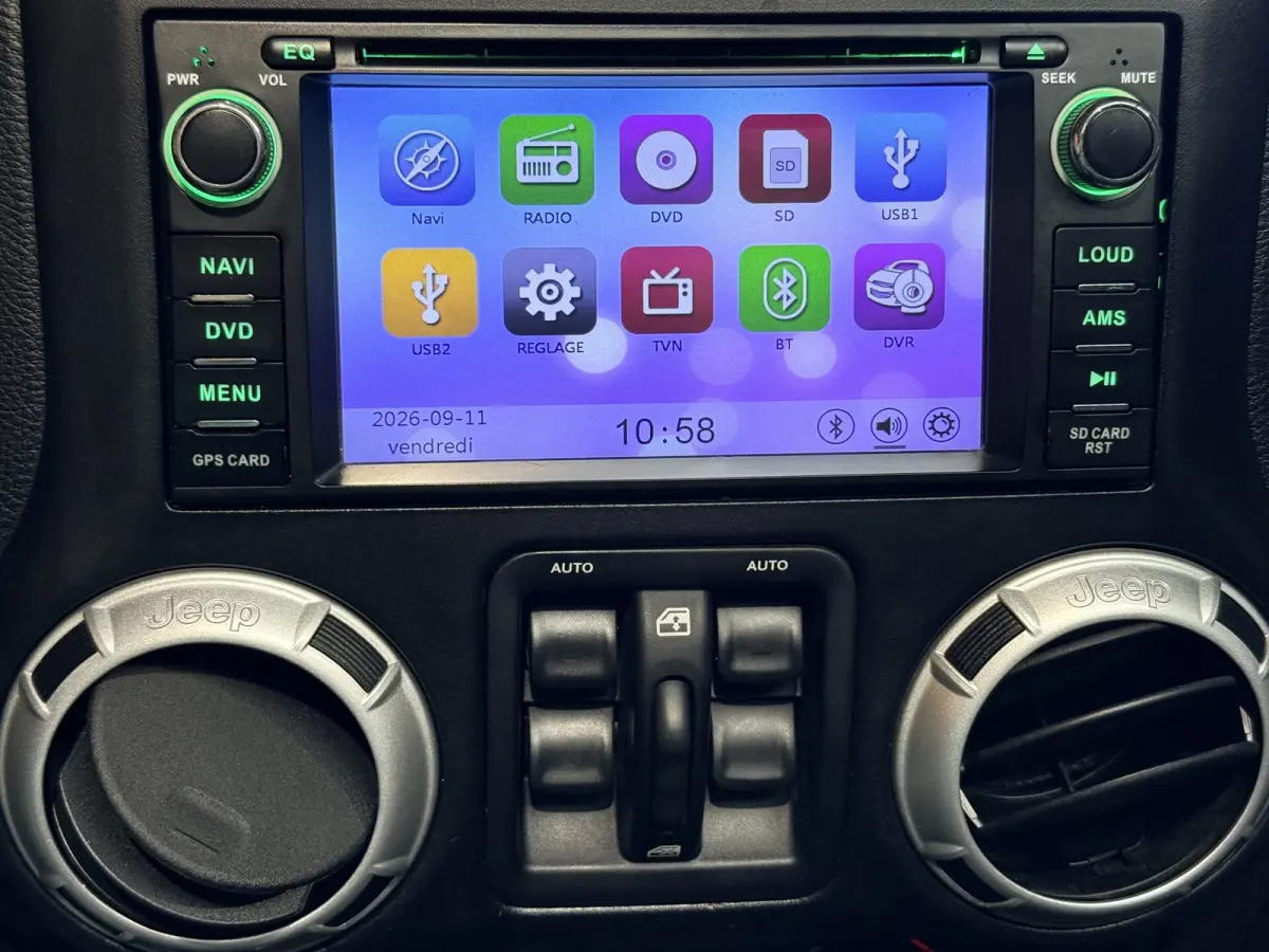 | Cabriolet | Trekhaak | Camera | Airco | 17 inch Youngtimer