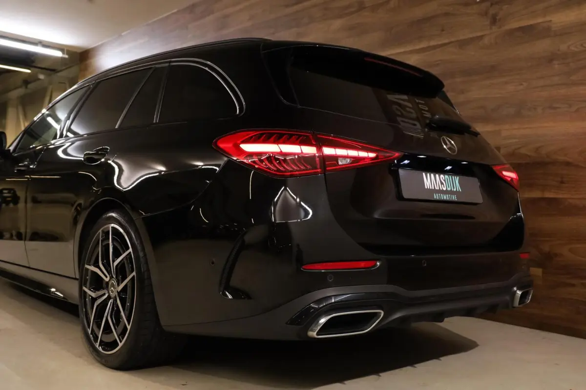 200 Luxury Line