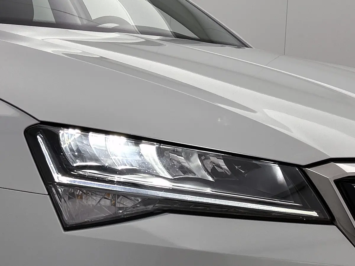 1.5 TSI 150PK Automaat Business Edition / Trekhaak / Navigatie / Airco-ecc./ Pdc./ Radio-multimedia / Virtual Cockpit / Apk 05-2028