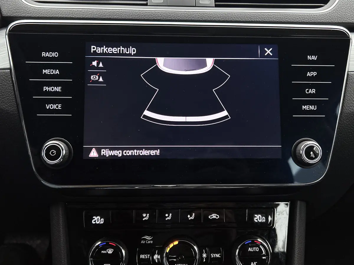 1.5 TSI 150PK Automaat Business Edition / Trekhaak / Navigatie / Airco-ecc./ Pdc./ Radio-multimedia / Virtual Cockpit / Apk 05-2028