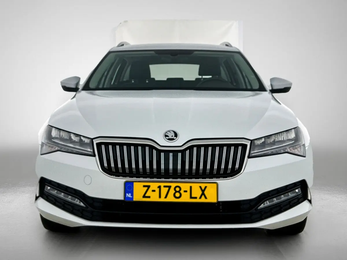 1.5 TSI 150PK Automaat Business Edition / Trekhaak / Navigatie / Airco-ecc./ Pdc./ Radio-multimedia / Virtual Cockpit / Apk 05-2028