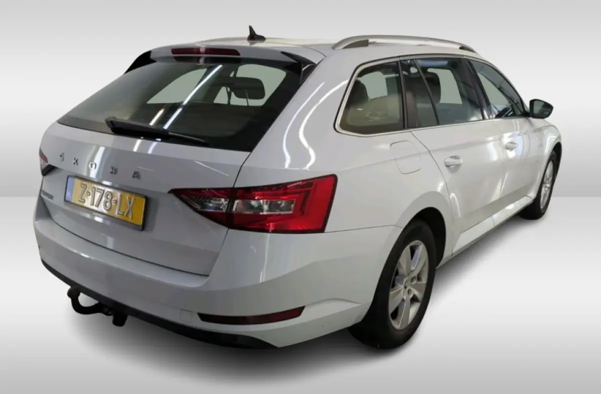 1.5 TSI 150PK Automaat Business Edition / Trekhaak / Navigatie / Airco-ecc./ Pdc./ Radio-multimedia / Virtual Cockpit / Apk 05-2028