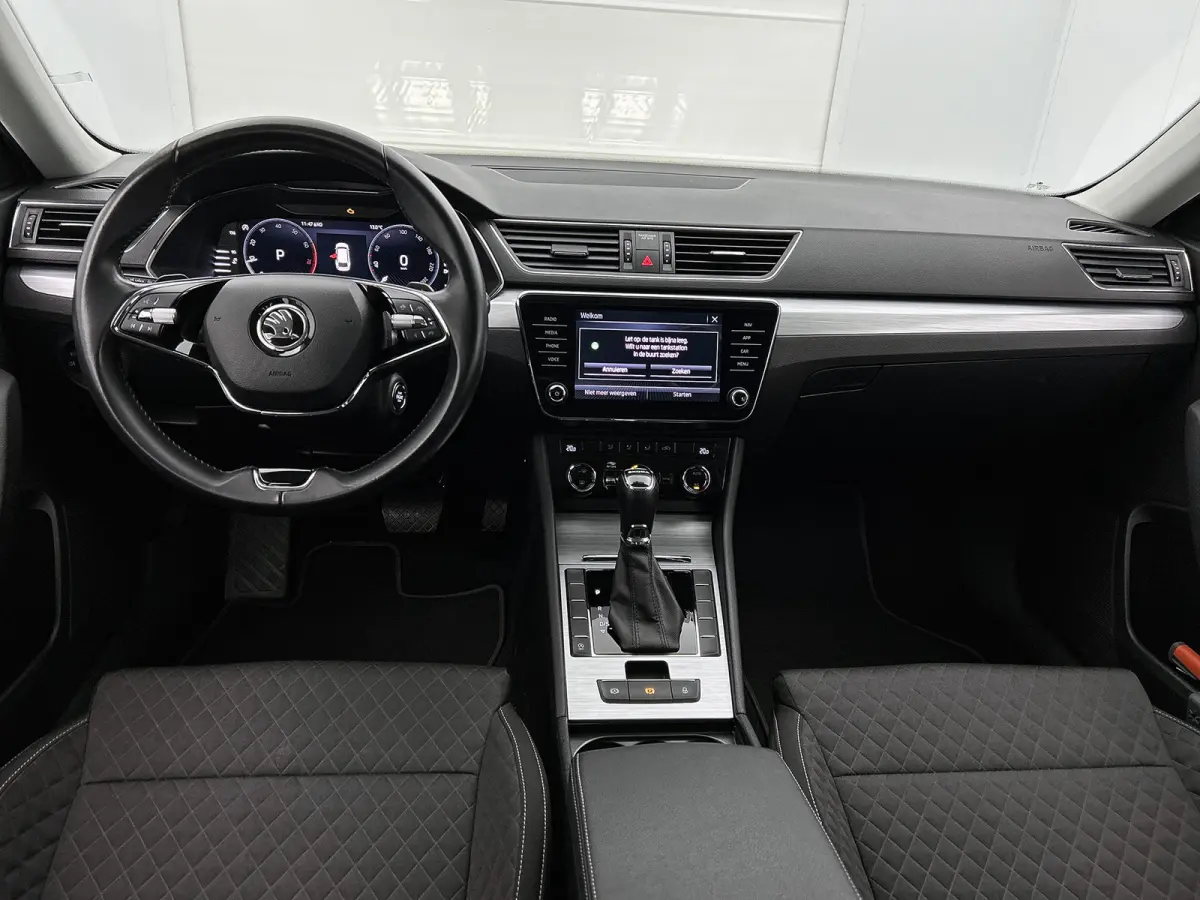 1.5 TSI 150PK Automaat Business Edition / Trekhaak / Navigatie / Airco-ecc./ Pdc./ Radio-multimedia / Virtual Cockpit / Apk 05-2028
