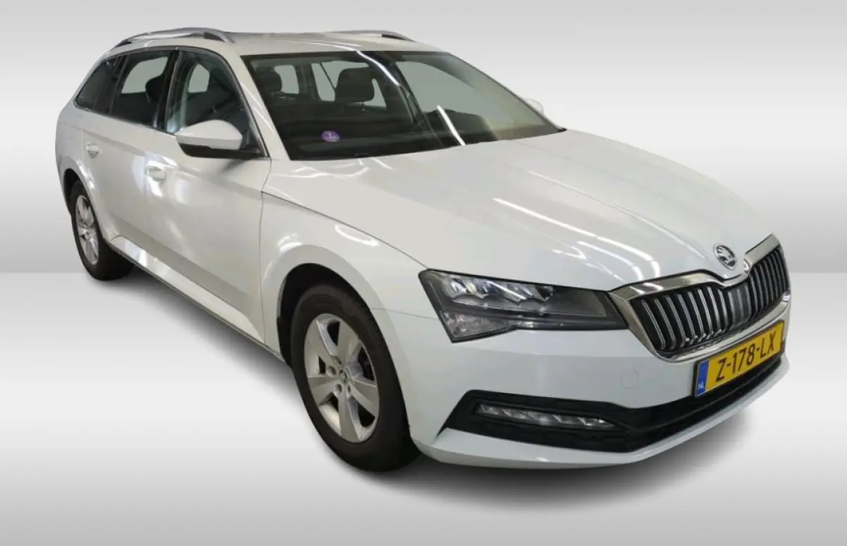 1.5 TSI 150PK Automaat Business Edition / Trekhaak / Navigatie / Airco-ecc./ Pdc./ Radio-multimedia / Virtual Cockpit / Apk 05-2028