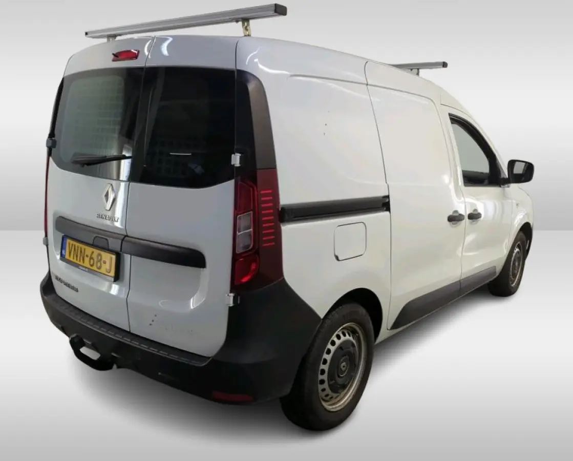 1.5 DCi Nw.Model / Comfort / Schuifd.Rechts / Airco / Navigatie / Trekhaak / Dakdragers / Radio multimedia / Pack: R-Link ,Grip, Visibilite /