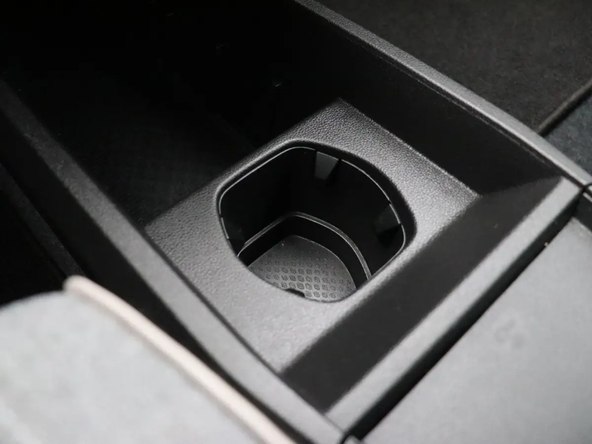 EV60 Optimum Charge Evolution | 94% SOH | Google Navigatie | Climate Control | Achteruitrij camera | Warmtepomp |
