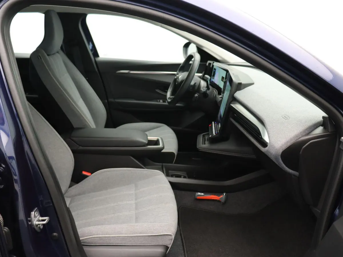EV60 Optimum Charge Evolution | 94% SOH | Google Navigatie | Climate Control | Achteruitrij camera | Warmtepomp |
