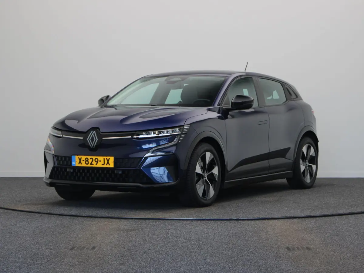 EV60 Optimum Charge Evolution | 94% SOH | Google Navigatie | Climate Control | Achteruitrij camera | Warmtepomp |