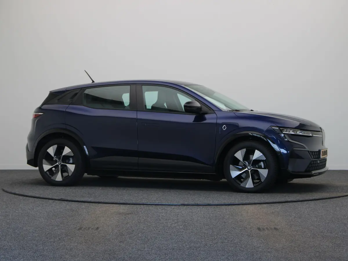 EV60 Optimum Charge Evolution | 94% SOH | Google Navigatie | Climate Control | Achteruitrij camera | Warmtepomp |