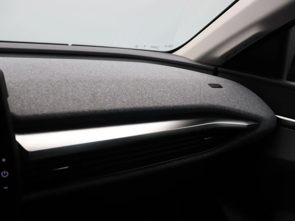 EV60 Optimum Charge Evolution | 94% SOH | Google Navigatie | Climate Control | Achteruitrij camera | Warmtepomp |