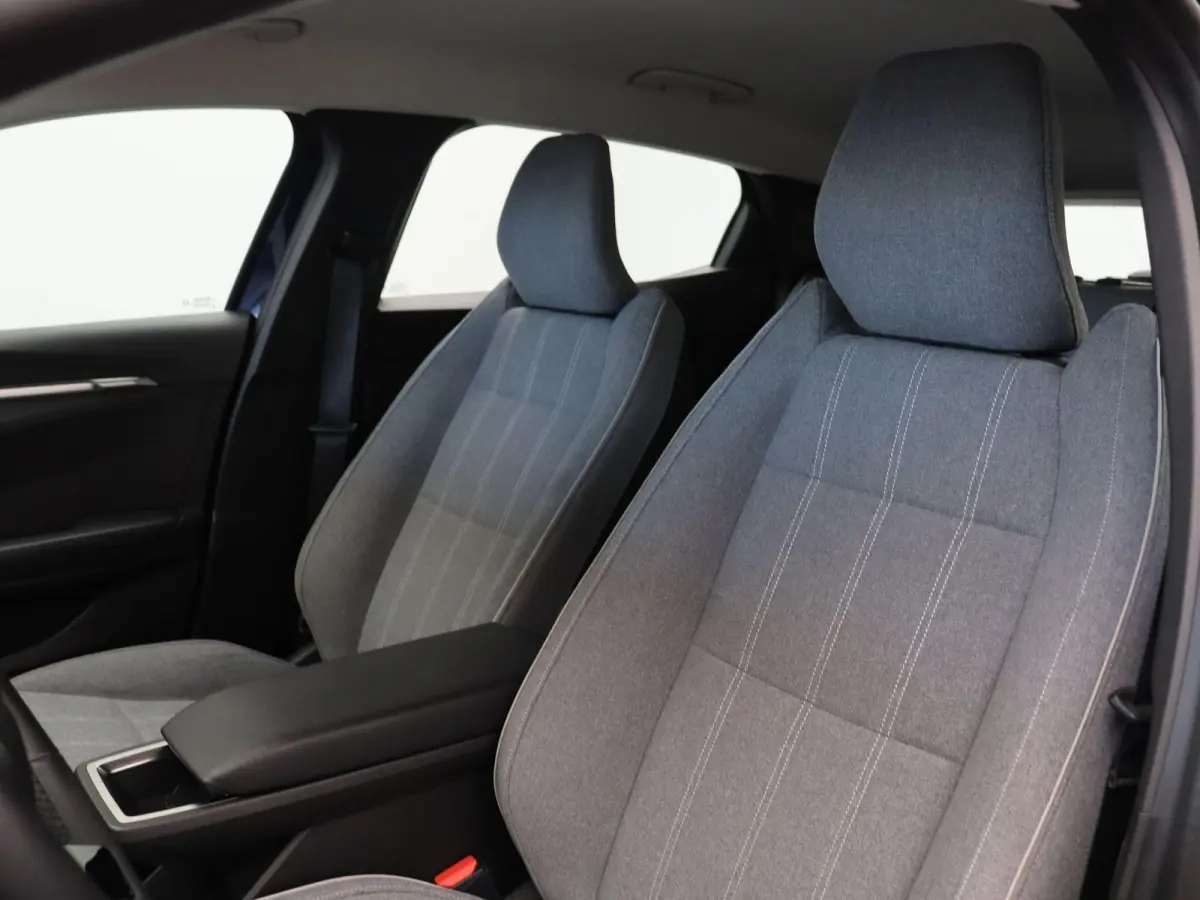 EV60 Optimum Charge Evolution | 94% SOH | Google Navigatie | Climate Control | Achteruitrij camera | Warmtepomp |