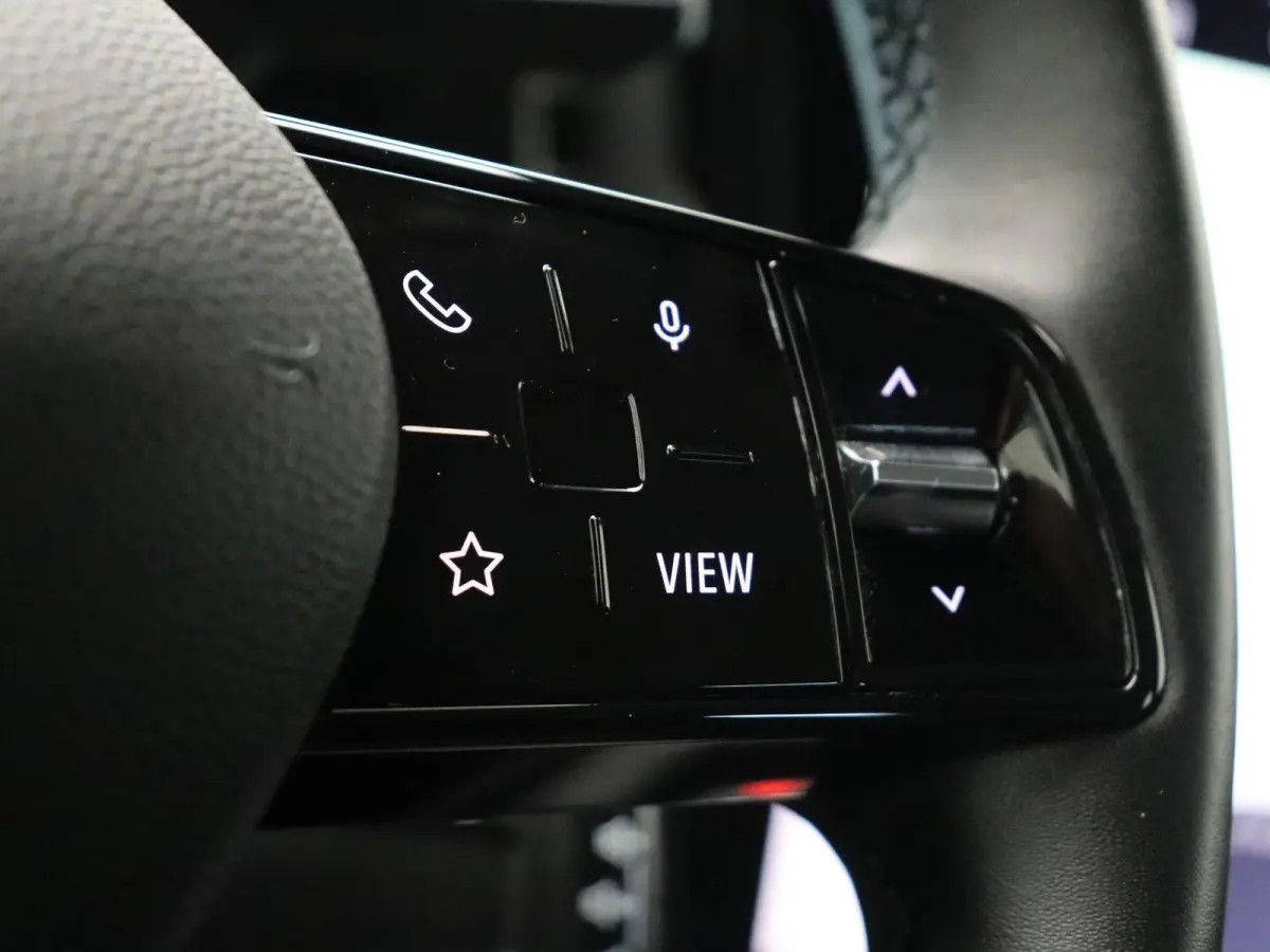 EV60 Optimum Charge Evolution | 94% SOH | Google Navigatie | Climate Control | Achteruitrij camera | Warmtepomp |