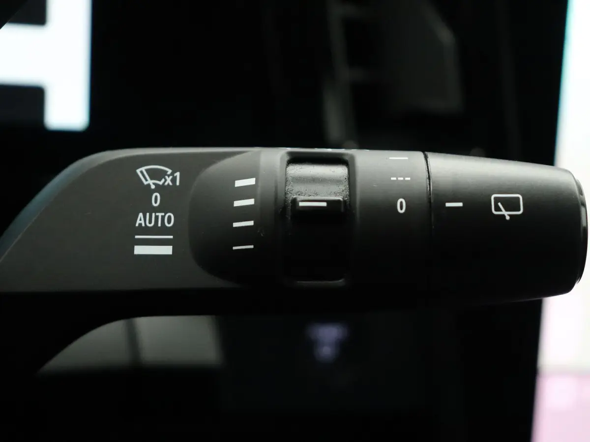 EV60 Optimum Charge Evolution | 94% SOH | Google Navigatie | Climate Control | Achteruitrij camera | Warmtepomp |