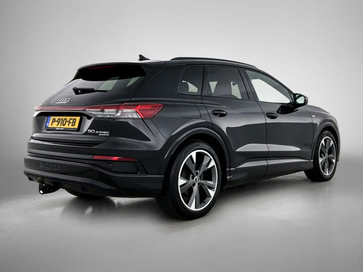 50 SOH 90% Quattro Launch edition S-Line Competition 220KW / 77 kWh / Warmtepomp / Panoramadak / Leder-sport / Sonos Sound / Pdc+Camera / Apk 02-2028