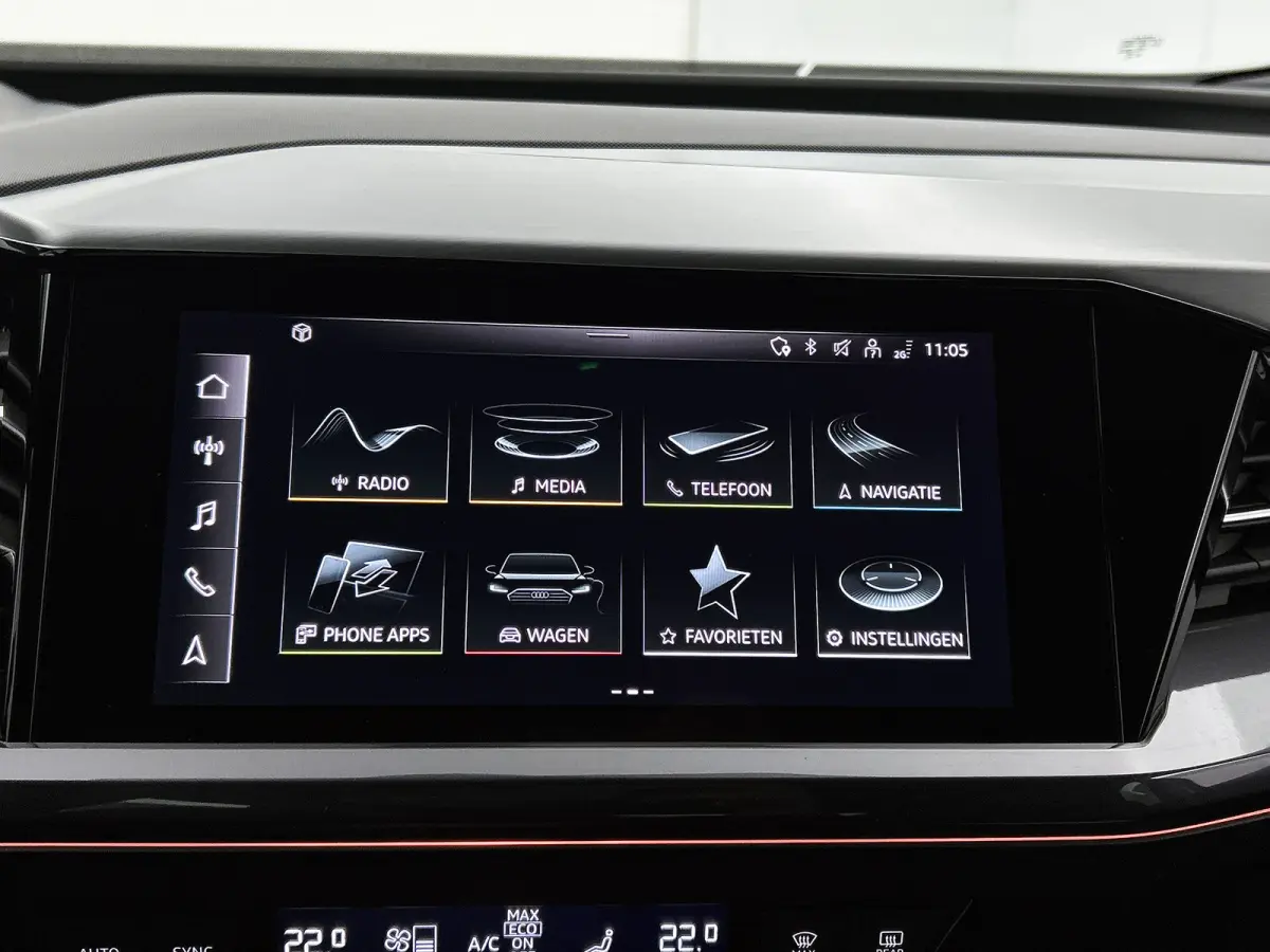 50 SOH 90% Quattro Launch edition S-Line Competition 220KW / 77 kWh / Warmtepomp / Panoramadak / Leder-sport / Sonos Sound / Pdc+Camera / Apk 02-2028
