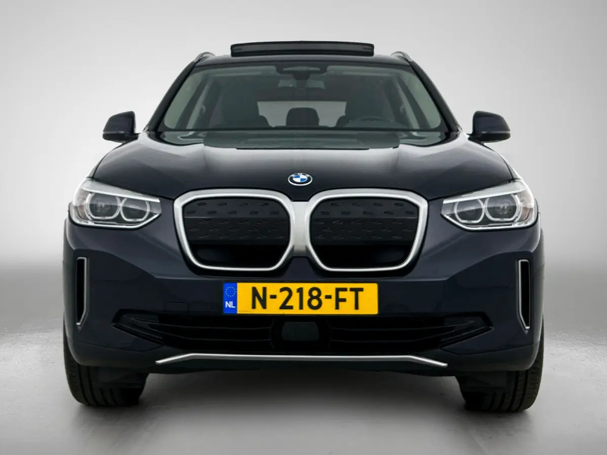 Executive 80 kWh SOH 99,6% / Panoramadak / Leder / Stoelverwarming / Pdc.+Camera / Navigatie / Apk 10-2027