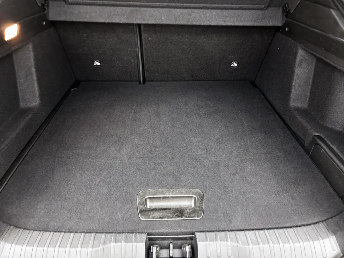 1.6 E-Tech full hybrid 145 techno Automaat / Cruise-ctr. / Airco-ecc / navigatie / Parkeer camera / Apk 05-2028