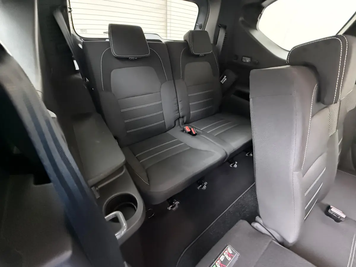 TCe 110pk Expression | 7 persoons | 1ste eigenaar | Parkeersensoren | AppleCarPlay/Android | Airco