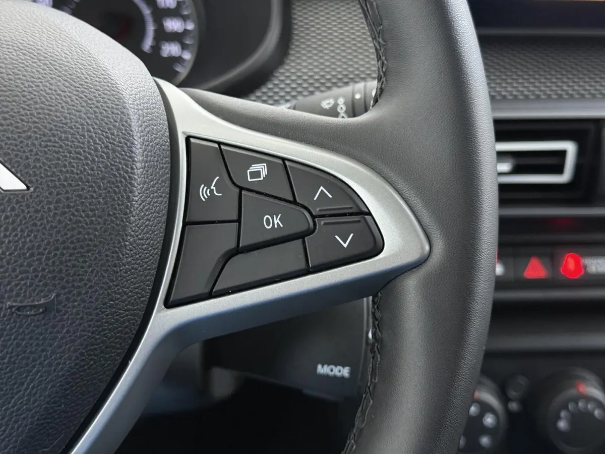 TCe 110pk Expression | 7 persoons | 1ste eigenaar | Parkeersensoren | AppleCarPlay/Android | Airco