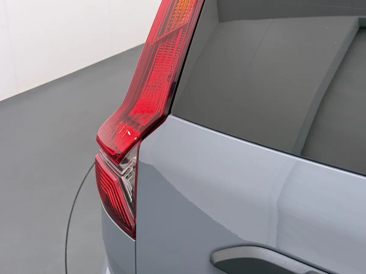 TCe 110pk Expression | 7 persoons | 1ste eigenaar | Parkeersensoren | AppleCarPlay/Android | Airco