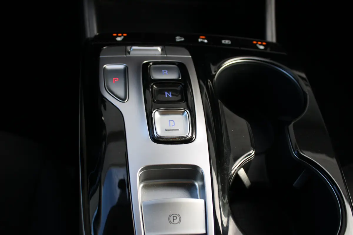 1.6 T-GDI HEV 230pk Comfort | Camera | Climate controle | Cruis control | Carplay | Navigatie | Parkeersensoren | Stoelverwarming