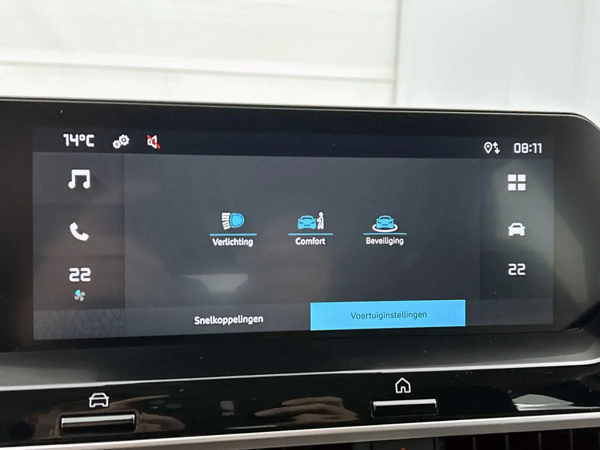 You 50 kWh 136pk | Accu 100% | Lage kilometerstand | Navigatie via Apple Carplay / Android Auto | Climate Control | Cruise Control | Parkeersensoren | DAB+ radio | Bluetooth | Armsteun | Vol