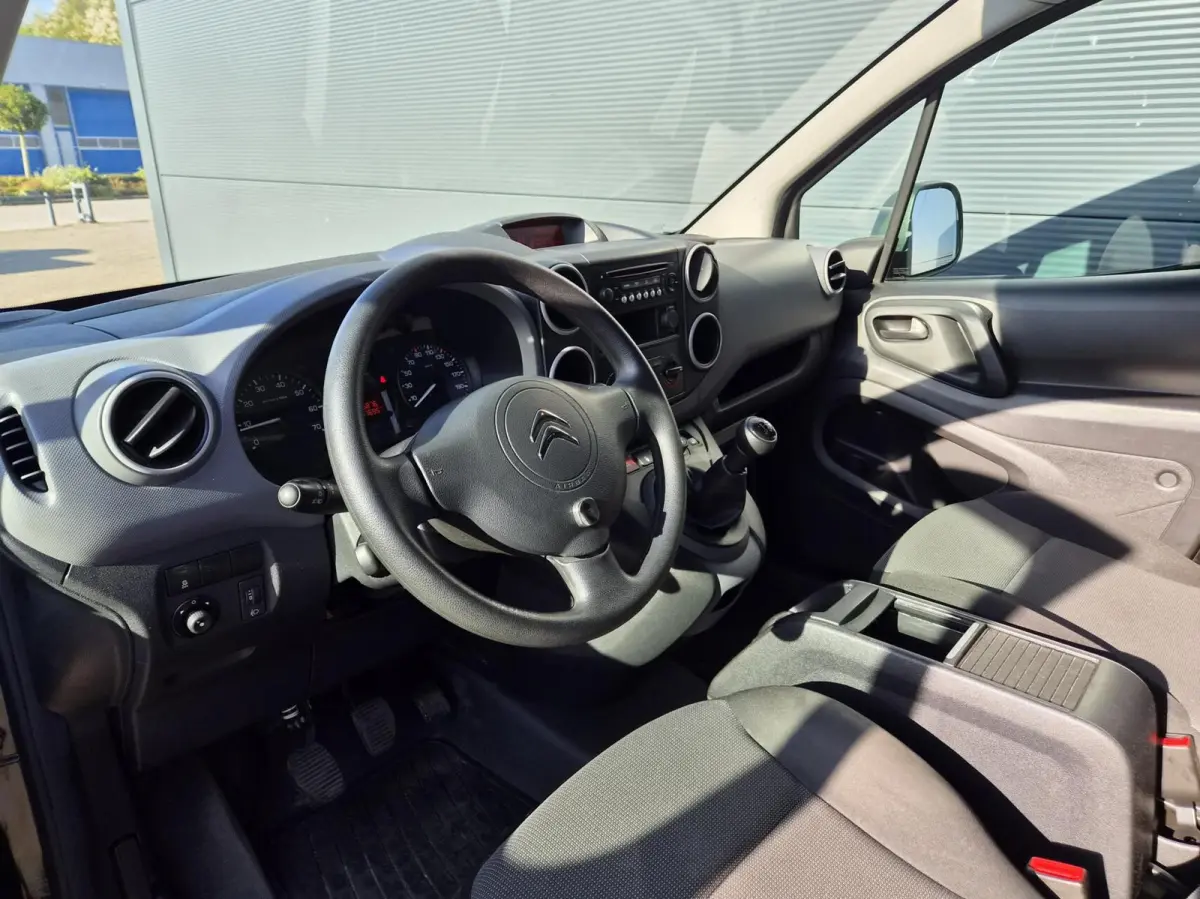 1.6 BlueHDI Airco Cruise Sidebars Marge
