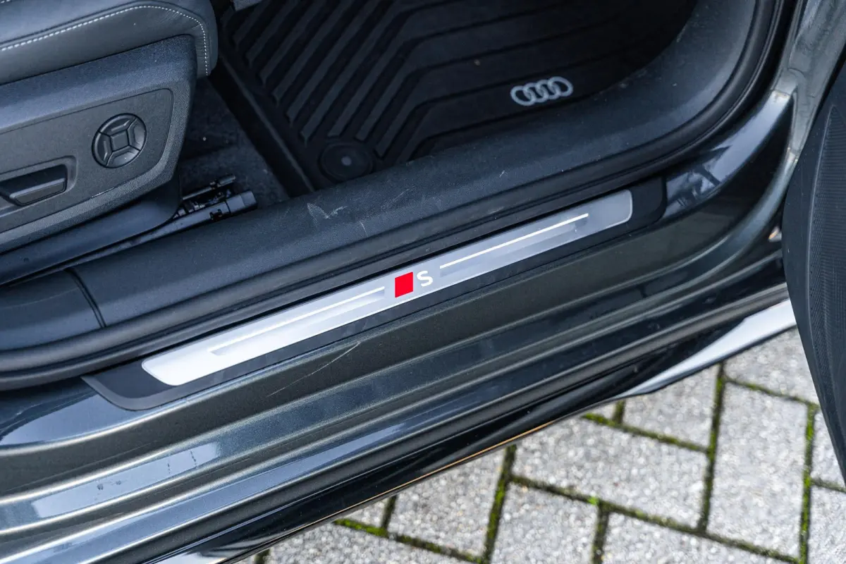 Avant 2.0 367pk quattro S edition Competition | Trekhaak | B&O Audio | Winterpakket