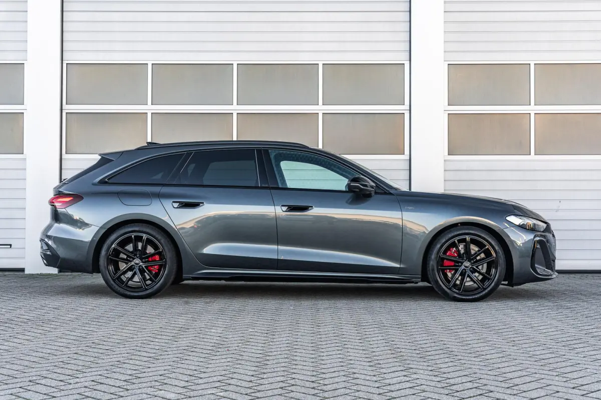 Avant 2.0 367pk quattro S edition Competition | Trekhaak | B&O Audio | Winterpakket